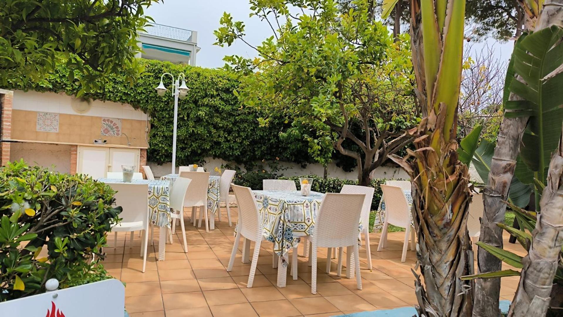 Small Luxury Apartments Pool And Sea View - Stella Del Mare Fontane Bianche Zewnętrze zdjęcie